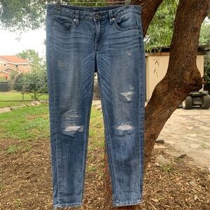 White House Black Market Girlfriend Ankle Distressed Mid Rise Blue Jeans Size 10